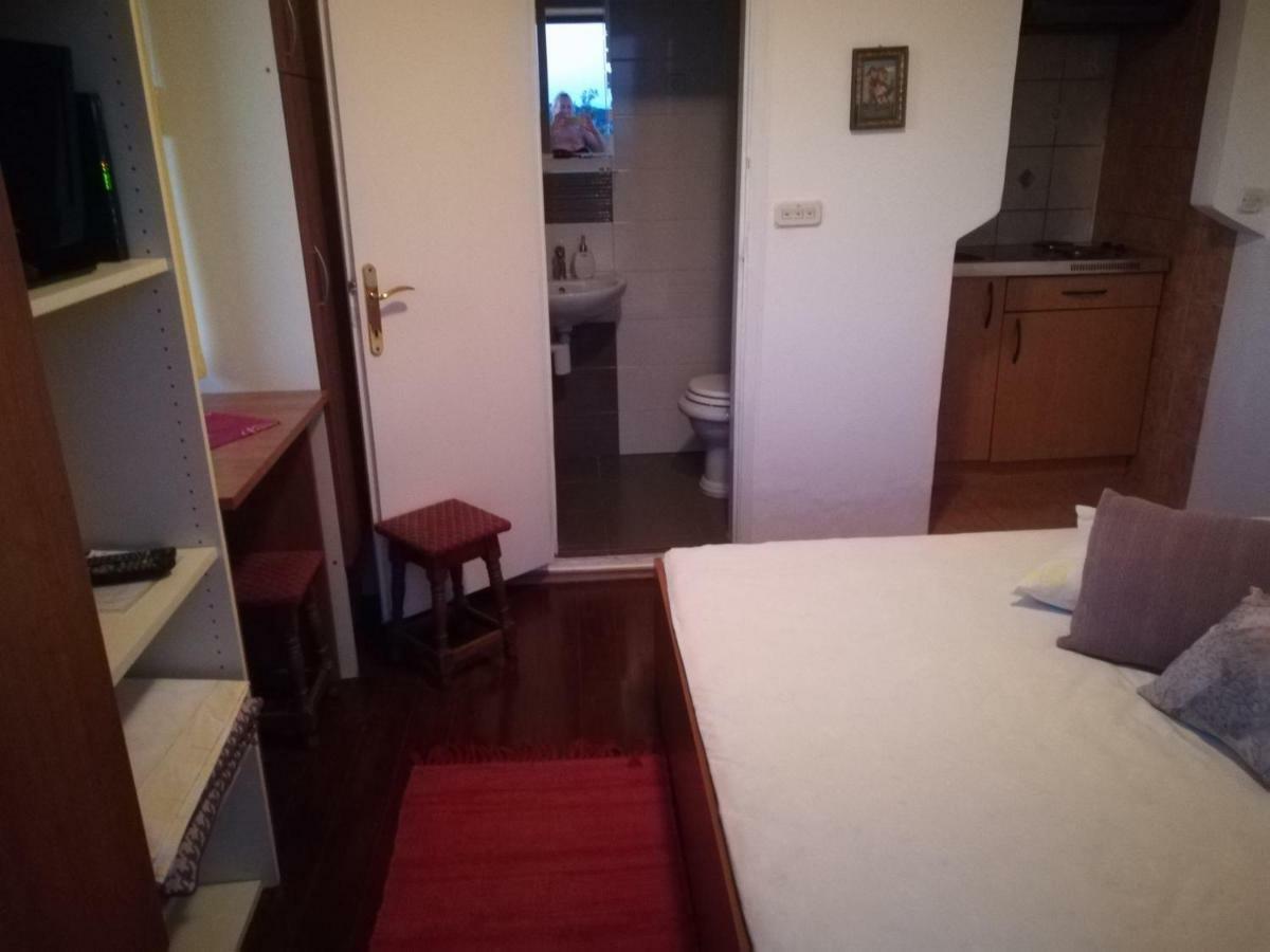 Apartmani Ivic Paka Rab Banjol Luaran gambar